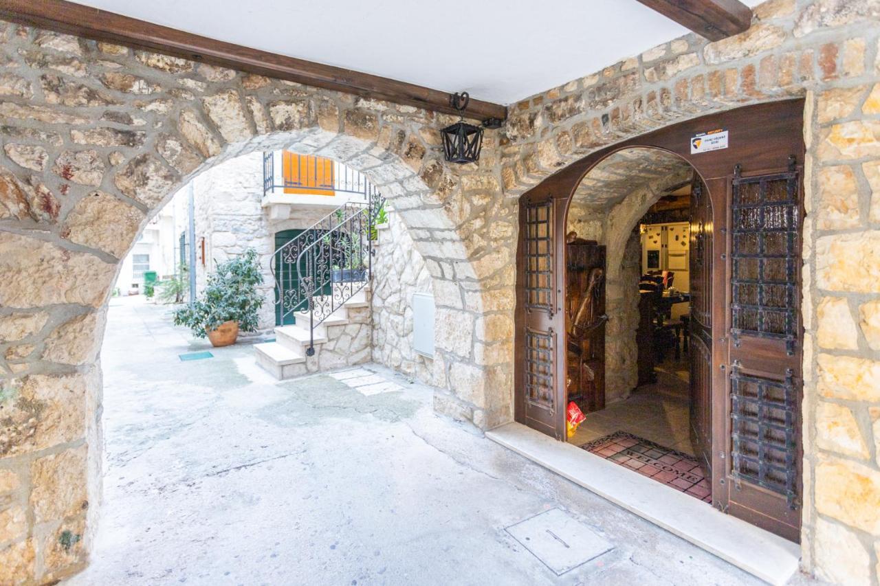 Stone House Srida Apartment Baska Voda Exterior photo
