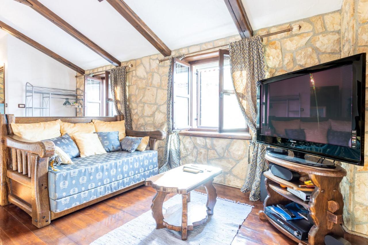 Stone House Srida Apartment Baska Voda Exterior photo